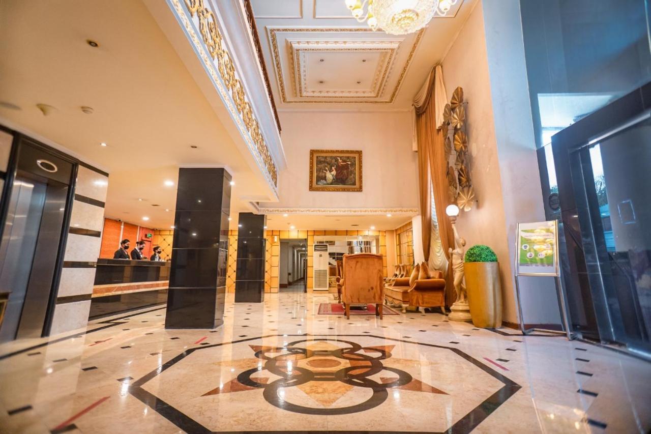 Olympic Hotel Yakarta Exterior foto