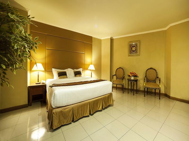 Olympic Hotel Yakarta Exterior foto